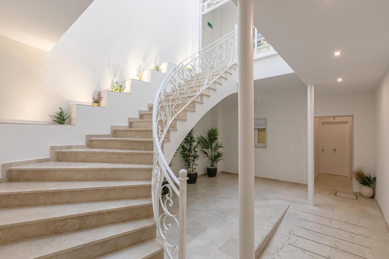 La Joya De Santa Cruz Calle Virgenes 21 Sevilla Eksteriør billede